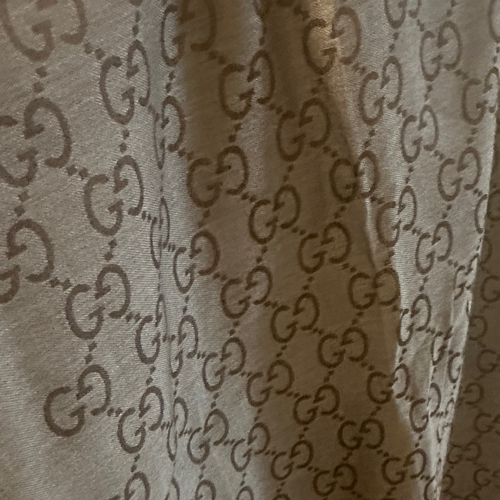 Gucci Double sided Brown Monogrammed scarf - Picture 4 of 7